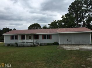 4037 Beaver Rd, Loganville, GA 30052