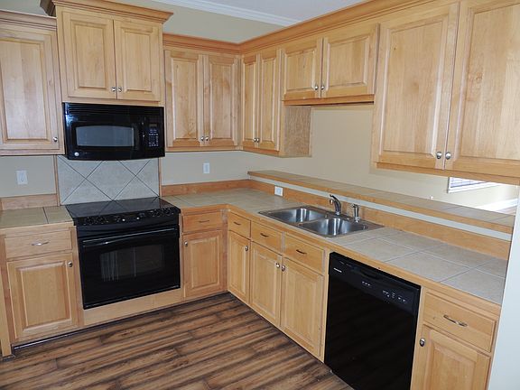 5th image of 13661 Hidden Oaks Dr