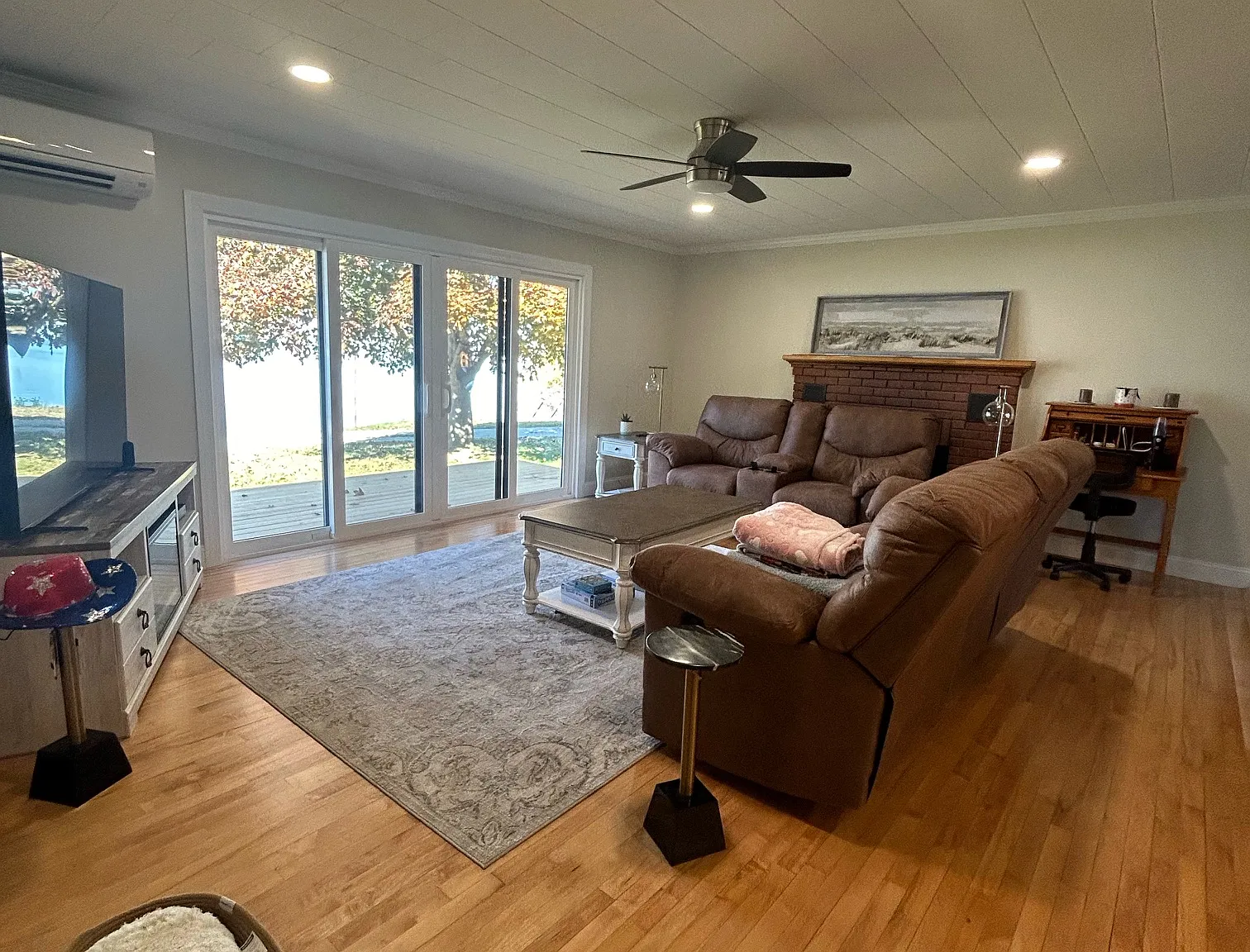 3 bed, 2.5 bath, 2000 sqft, $2,600 — Photo 4
