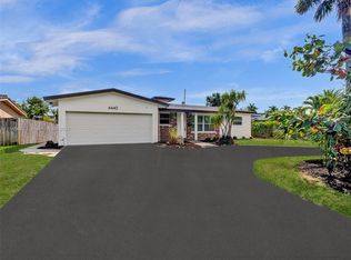 4440 NE 16th Ave, Oakland Park, FL 33334