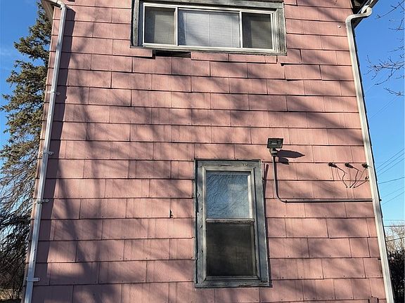 3rd image of 641 Benwood Ave