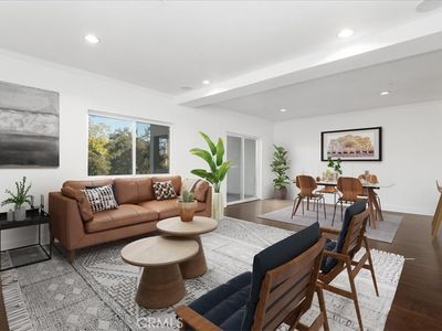 13004 Valleyheart Dr APT 205, Studio City, CA, 91604
