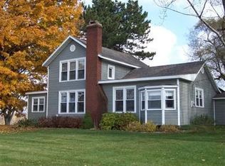 3643 Hillandale Rd, Eau Claire, MI 49111