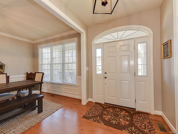 5th image of 22206 Northgate Dr