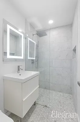 Rented by (Legacy) Elegran | media 4