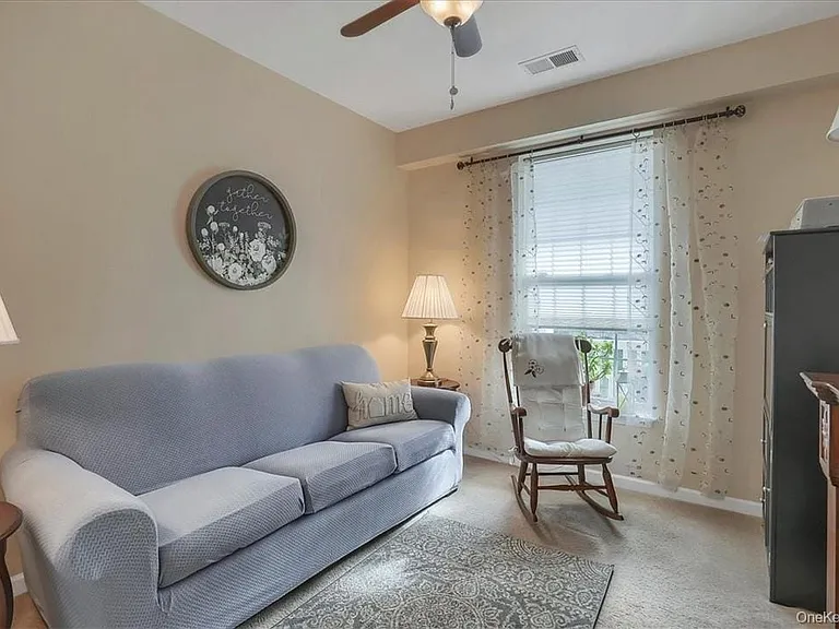 2814 Bennington Dr — Photo 14