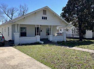 311 S 8th St, Ponca City, OK 74601