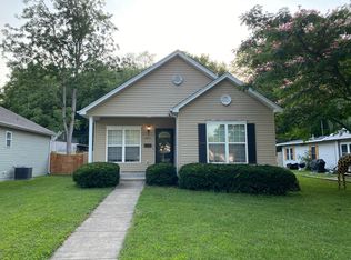 2011 N 5th St, Saint Charles, MO 63301