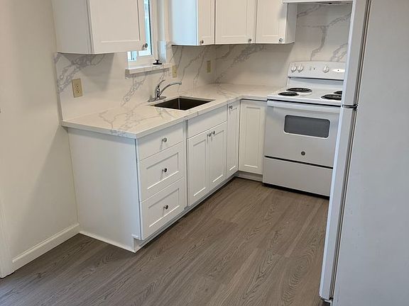 5th image of 1253 Pacific Ave #D