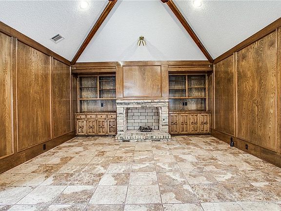5th image of 2918 Big Oaks Dr