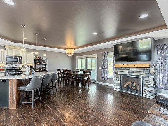 4th image of 6603 Elder Grove Ln