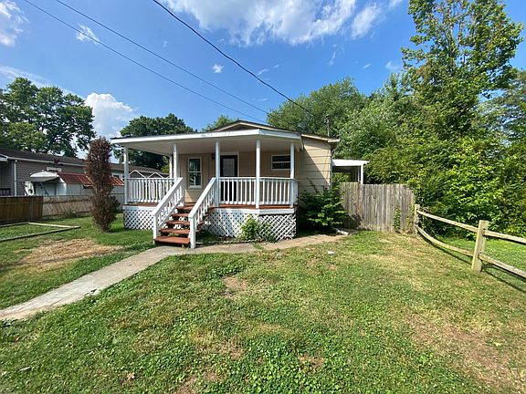2nd image of 117 Alexandria St