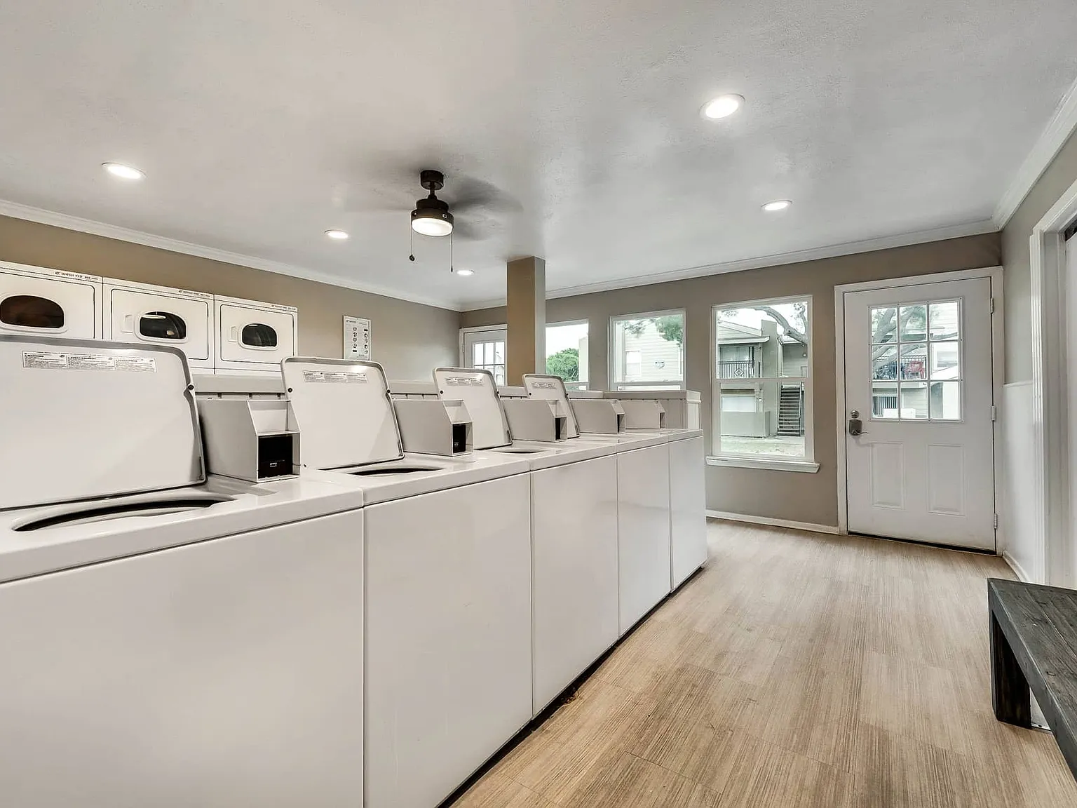 Addison Apartments at the Park — Photo 4