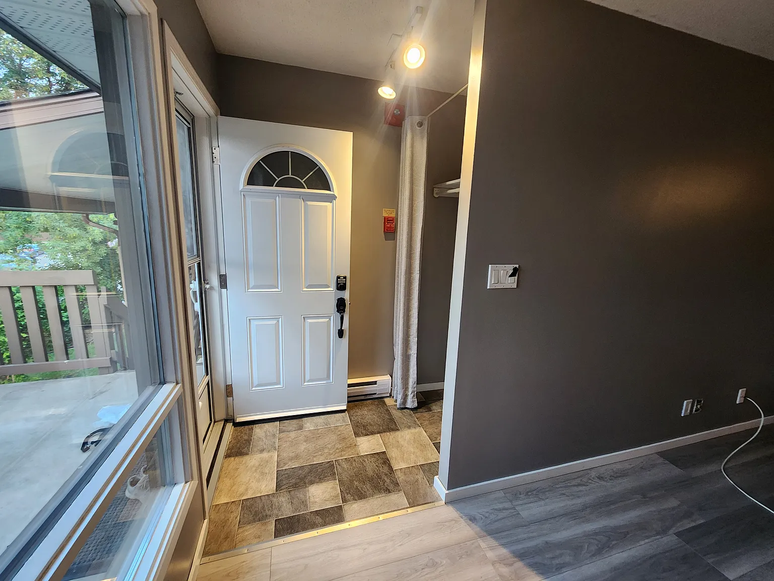 320 Carriage Road — Photo 2