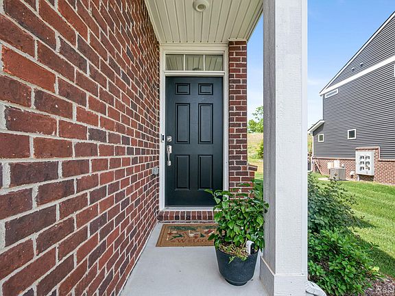 4th image of 4691 Broomfield Way #5