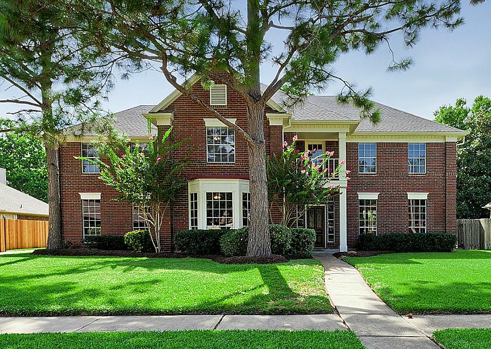 1st image of 1007 Tangle Briar Dr