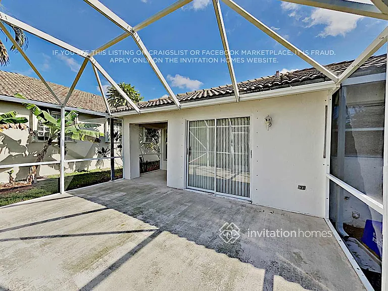 1156 Rialto Dr — Photo 15