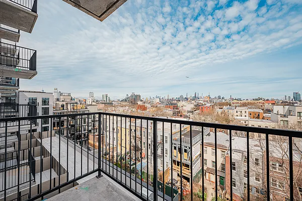 Rented by Nooklyn NYC LLC | media 76