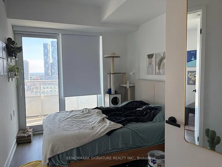 88 Queen St E #1703 — Photo 5