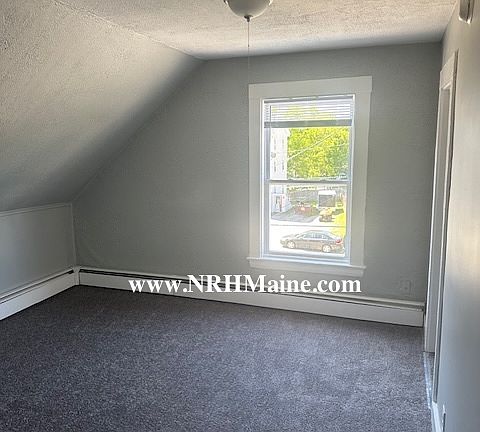 4th image of 156 Holland St #3