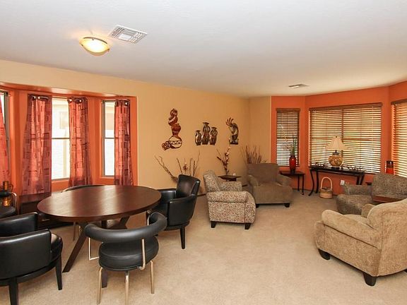 4th image of 1542 E Alba Dr