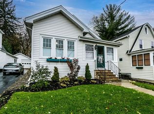 1004 Glencove Rd, Syracuse, NY 13206