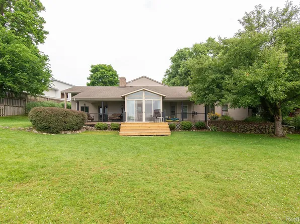 25611 M 86, Sturgis, MI 49091