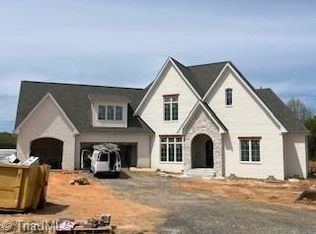 7693 Manderley Dr, Oak Ridge, NC 27310