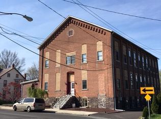 401 Seminary St APT 1, Pennsburg, PA 18073