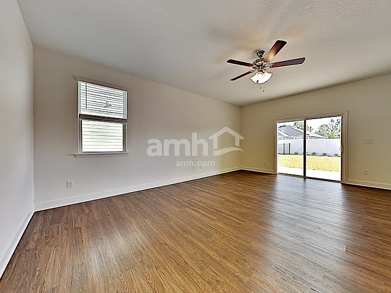 398 Sandstone Dr — Photo 12