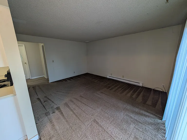 4452 Liberty Rd S — Photo 2