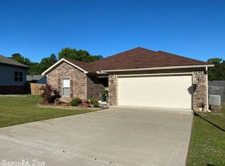 1844 Milburn Dr, Benton, AR 72015