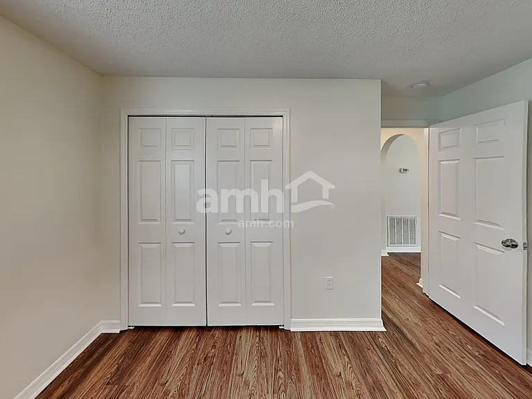 7740 Harbor Lake Dr — Photo 15