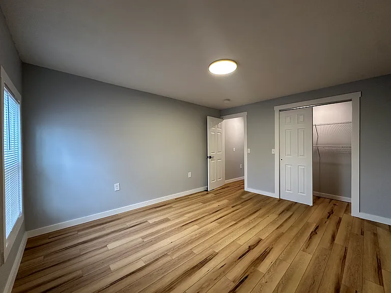 128 Caroline Ave #2 — Photo 31