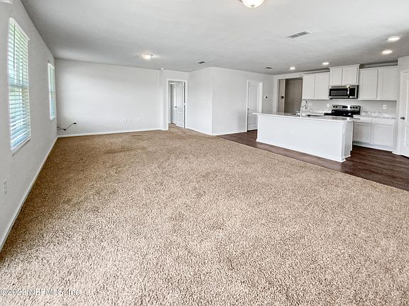 3rd image of 15473 BUCKSKIN JUMPER Drive