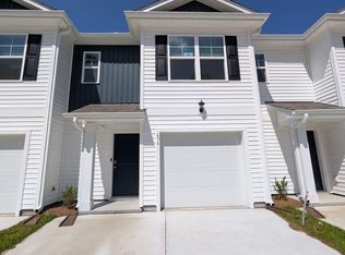636 Golden Resin Rd, Conway, SC 29526