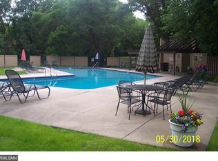 215 W Eagle Lake Dr, Maple Grove, MN 55369