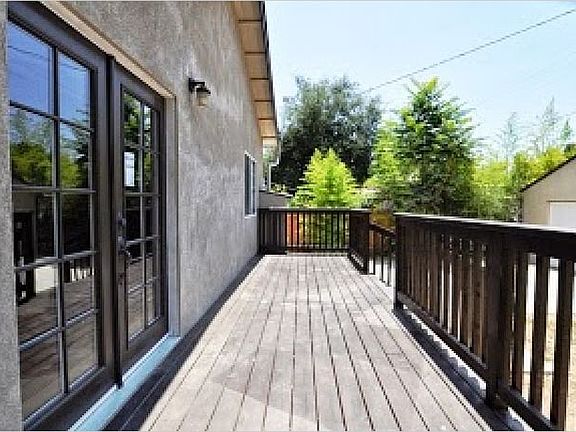 3rd image of 2141 El Sereno Ave