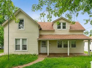 9765 Diamond Dr, Saint Louis, MO 63137