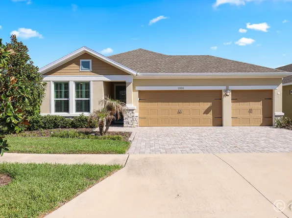 13928 Natures Reserve Dr, Lithia, FL 33547