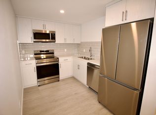 3862 Chrustawka Pl SW #BASEMENT, Edmonton, AB T6W4M8