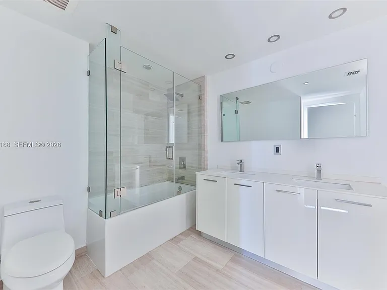 1300 Brickell Bay Dr #1206 — Photo 21