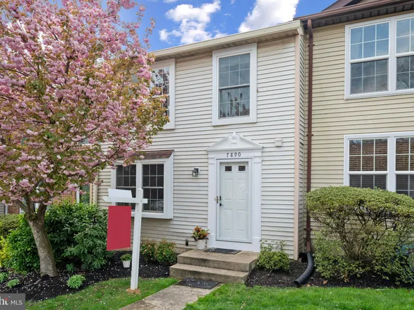 7890 Tyson Oaks Cir, Vienna, VA 22182