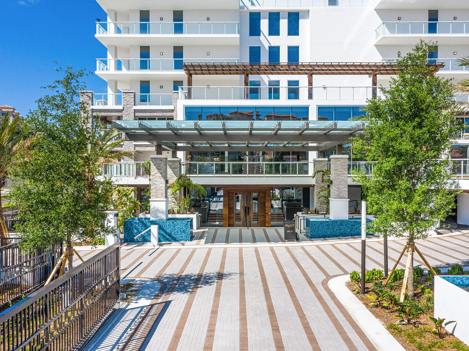 Alina Residences — Photo 2