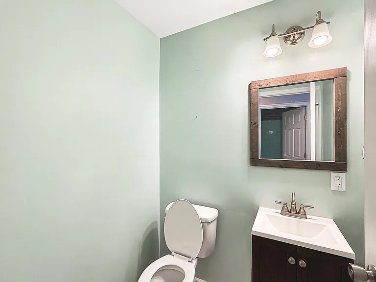 Unit Photo