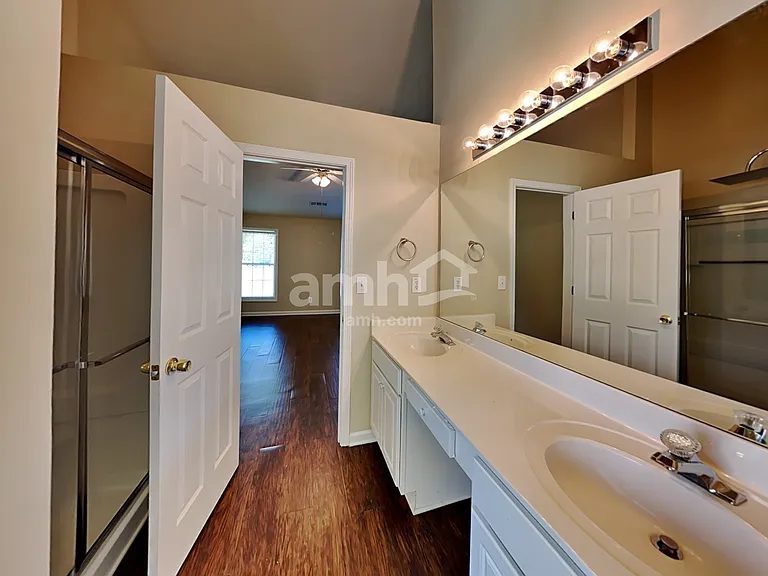 2103 Yarbrough Way — Photo 14