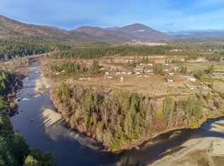 237 Pomeroy View Dr, Cave Junction, OR 97523