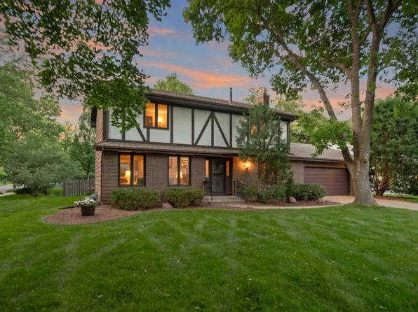 4600 Glabe Ln, Minneapolis, MN 55406