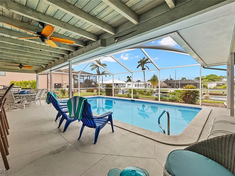 5240 SW 2nd Pl — Photo 24