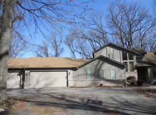 1349 S Wabash St, Hobart, IN 46342